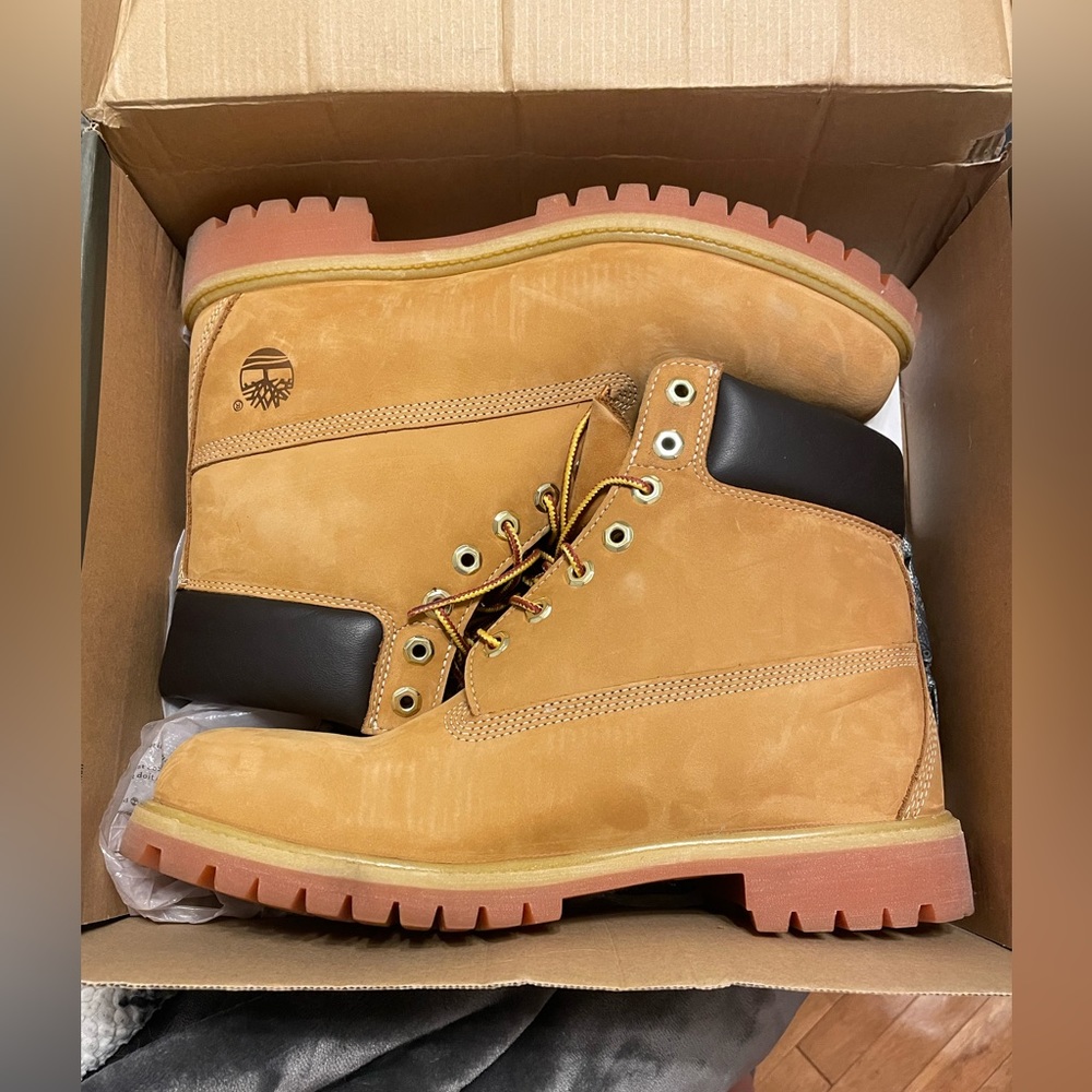 Timberland Premium 6 IN Waterproof Boot Wheat Nubuck Men’s Size 11, Worn Once